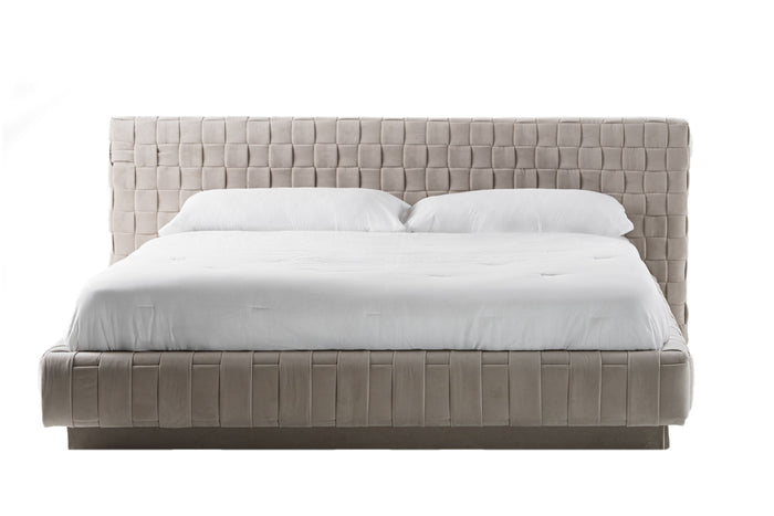 Veria Modern Light Grey Velvet Bed