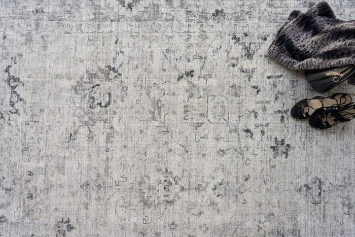 Timeless Hand Loomed Grey/Silver Area Rug - Elegance Collection