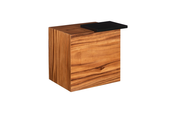 Victorre End Table With Black Shelf