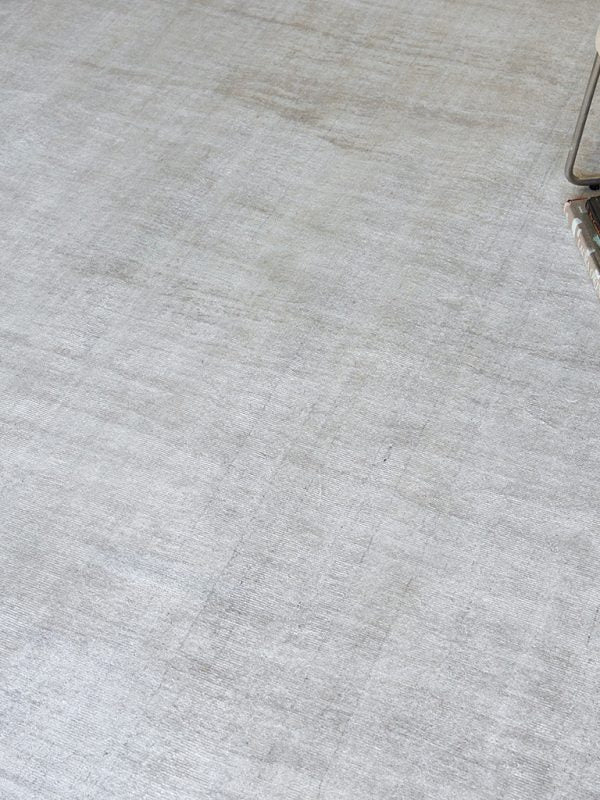 Luxxe Ivory/Beige Modern Area Rug - Elegance Collection