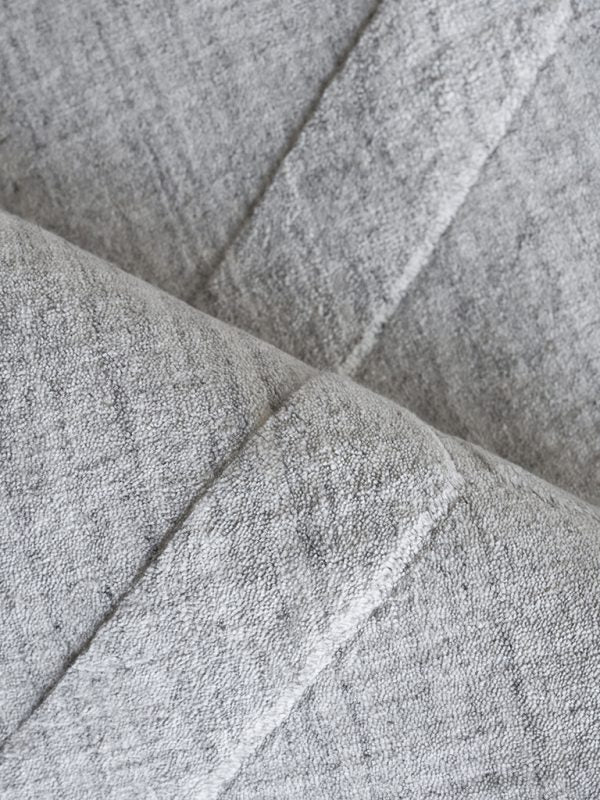 Cleo Modern High/Low Light Silver Area Rug - Elegance Collection