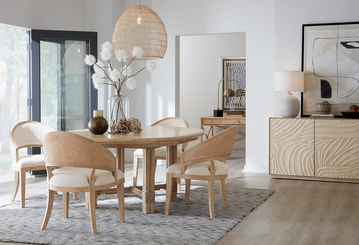 Nolita Natural Round Dining Table w/1-20in Leaf