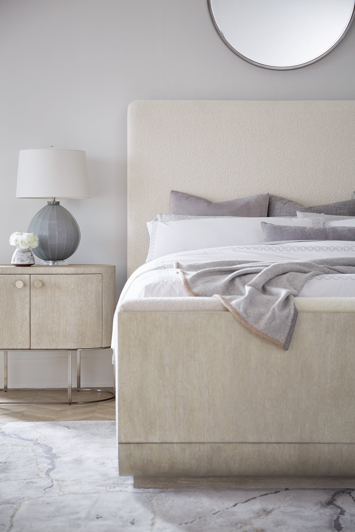 Reyeh Light Wood Modern Oval Nightstand