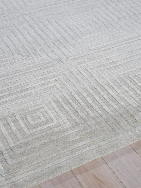 Cleo Modern Patterned Light Silver Area Rug - Elegance Collection
