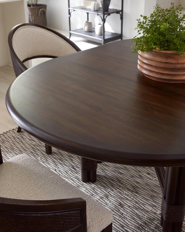Nolita Black Round Dining Table w/1-20in Leaf