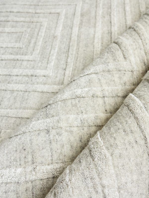 Cleo Modern Ivory Geometric Patterned Area Rug - Elegance Collection