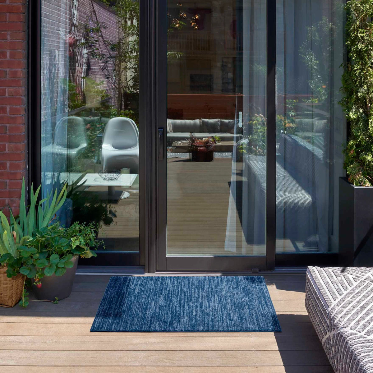 Ainslee Indoor/Outdoor Navy Blue Area Rug - Elegance Collection