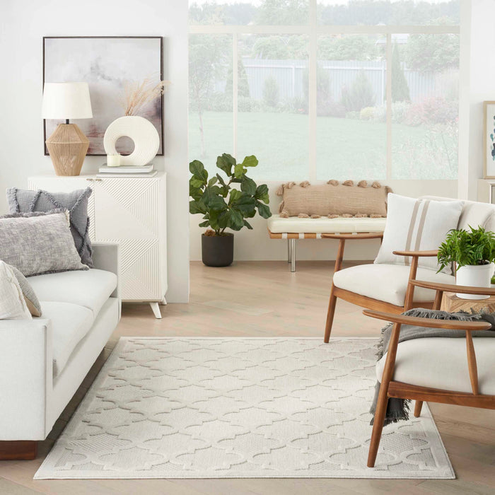 Asako Indoor/Outdoor Ivory & White Trellis Pattern Area Rug - Elegance Collection