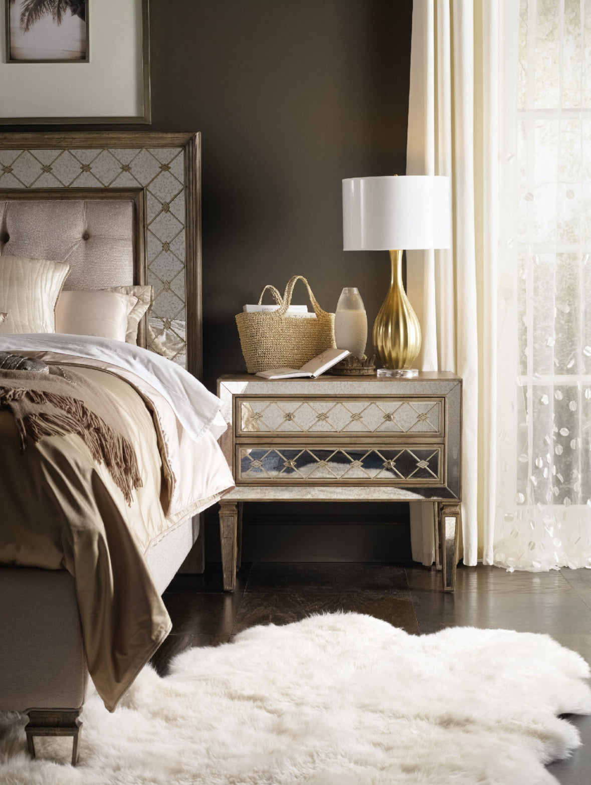 Dulce Bachelors Chest Nightstand