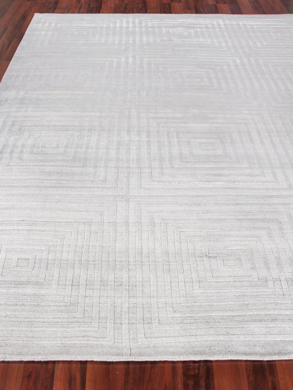 Cleo Modern Patterned Ivory Area Rug - Elegance Collection