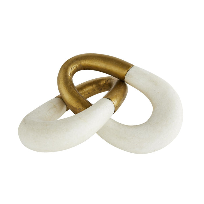 Zarliah White Sculpture