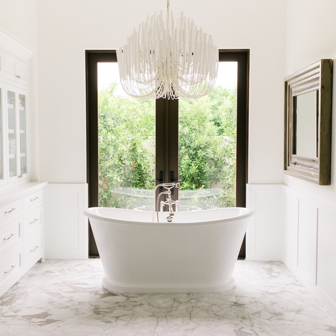 Sura White Large Chandelier