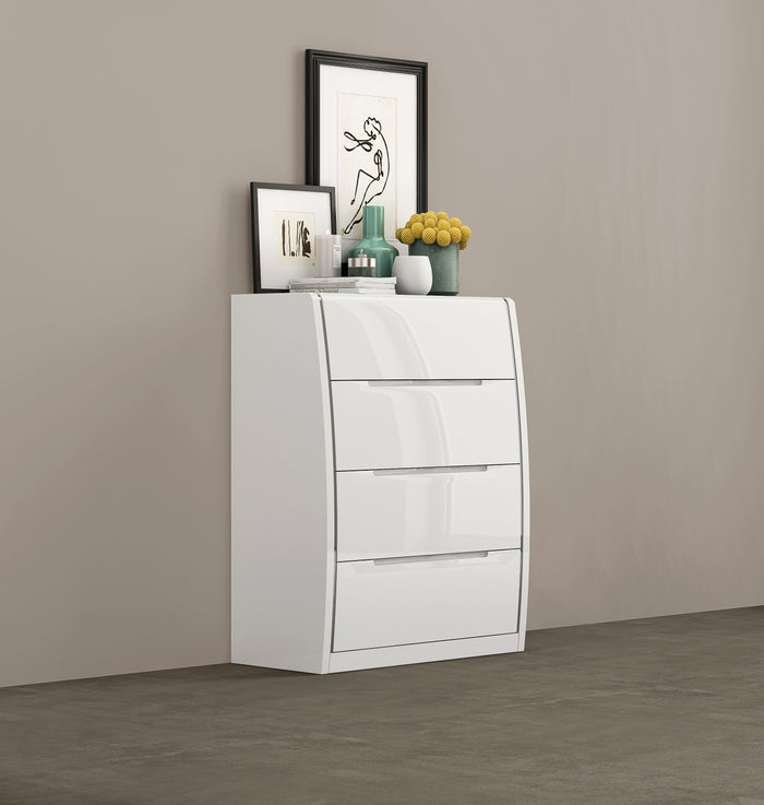 Jaylee White Lacquer Bedroom Chest