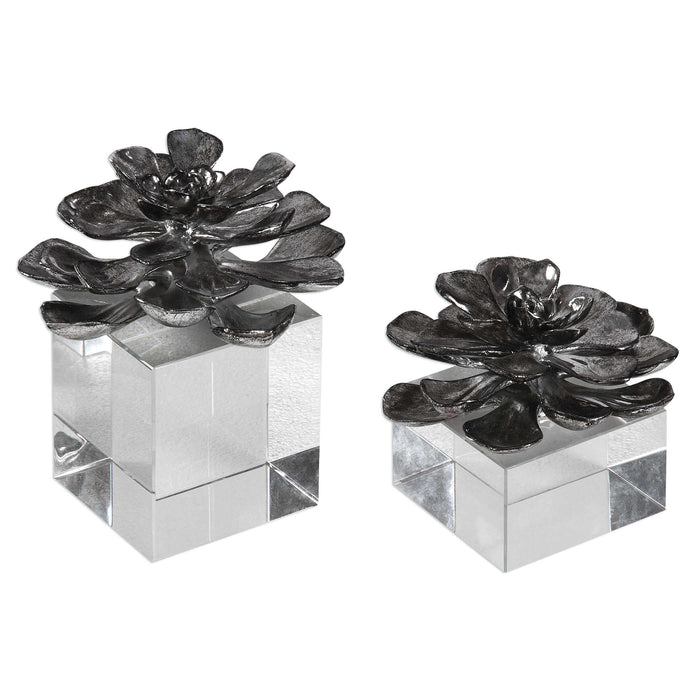 Chandra Lotus Sculptures (Set of 2)