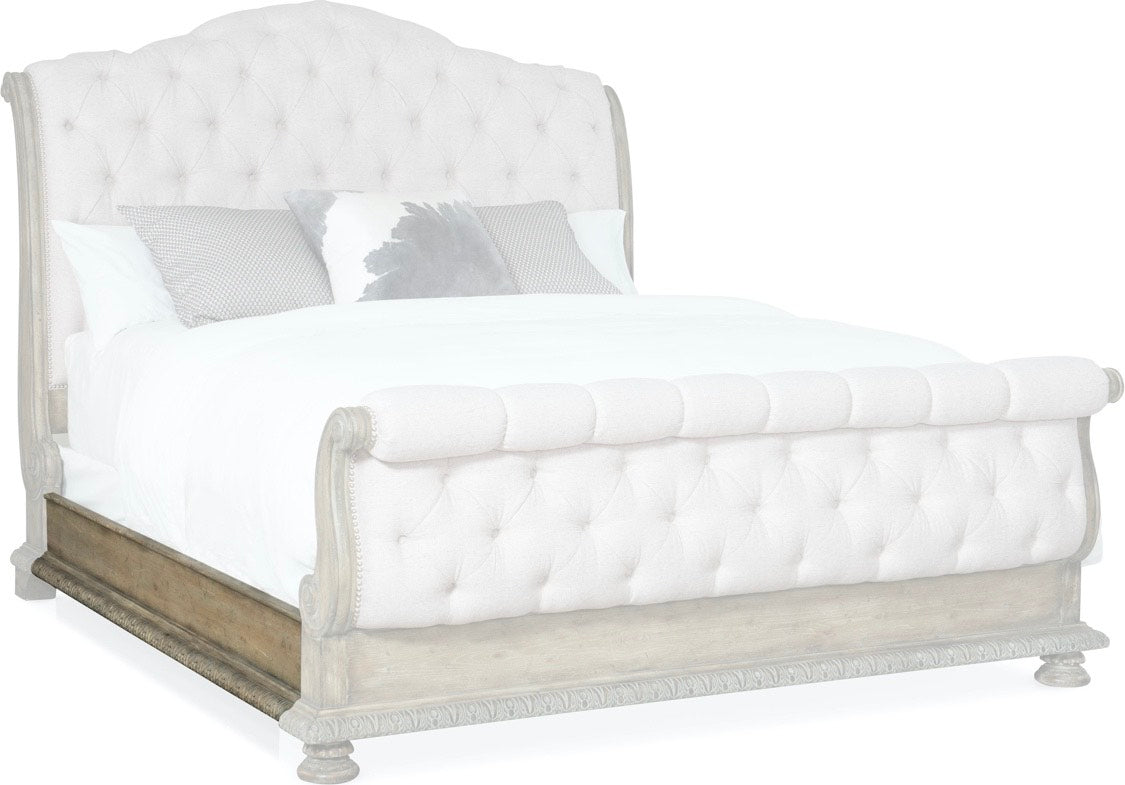 Clarissa Tufted Bed