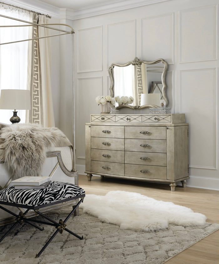 Nala Dresser