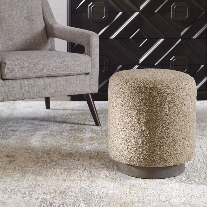 Messeta Latte Ottoman