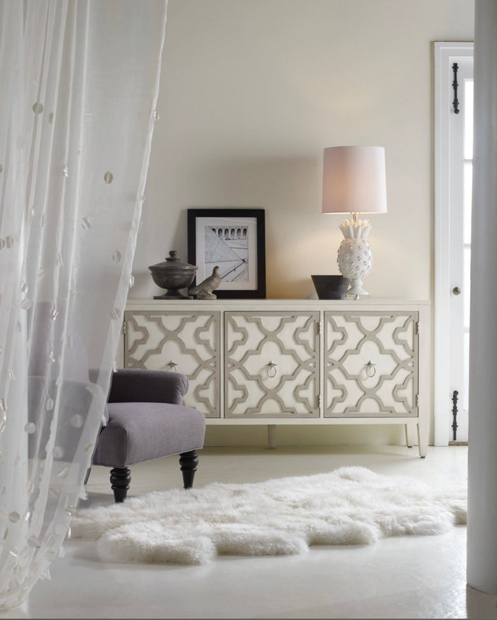 Saoirse Credenza