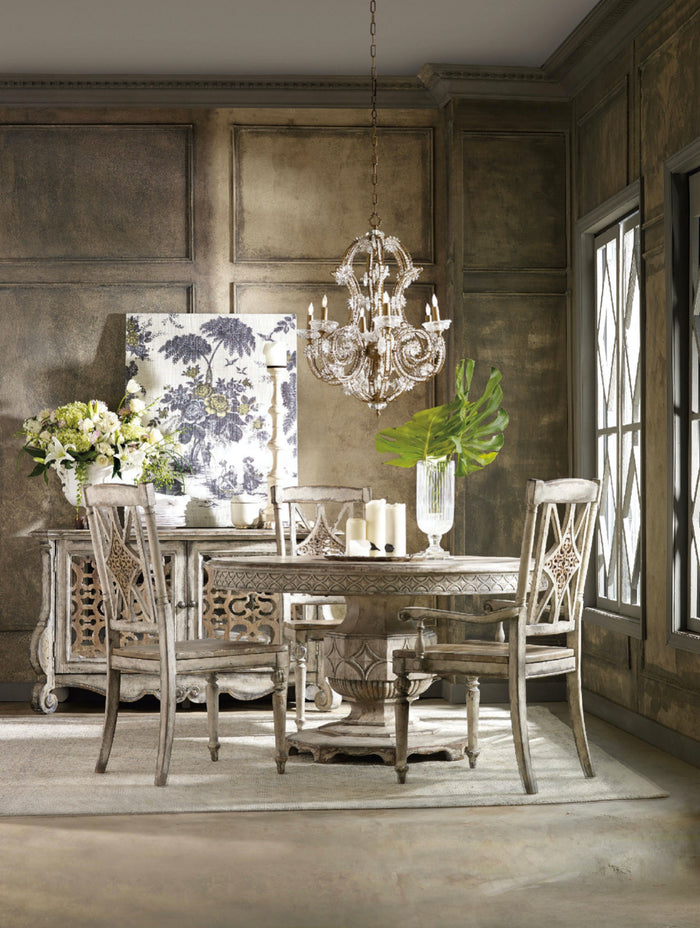 Classico 54in Round Dining Table with One 20'' Leaf