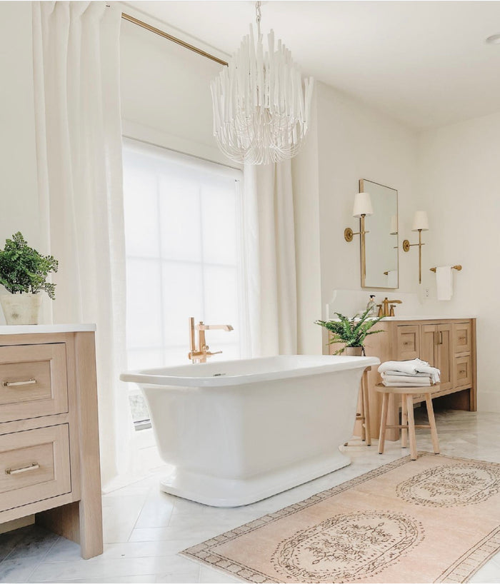 Sura White Small Chandelier