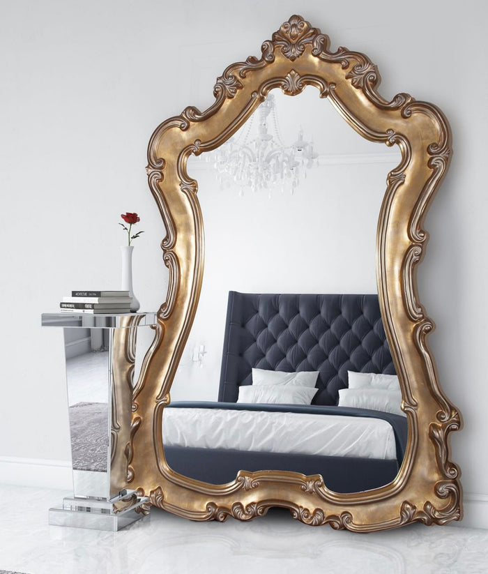 Lorelont Mirror
