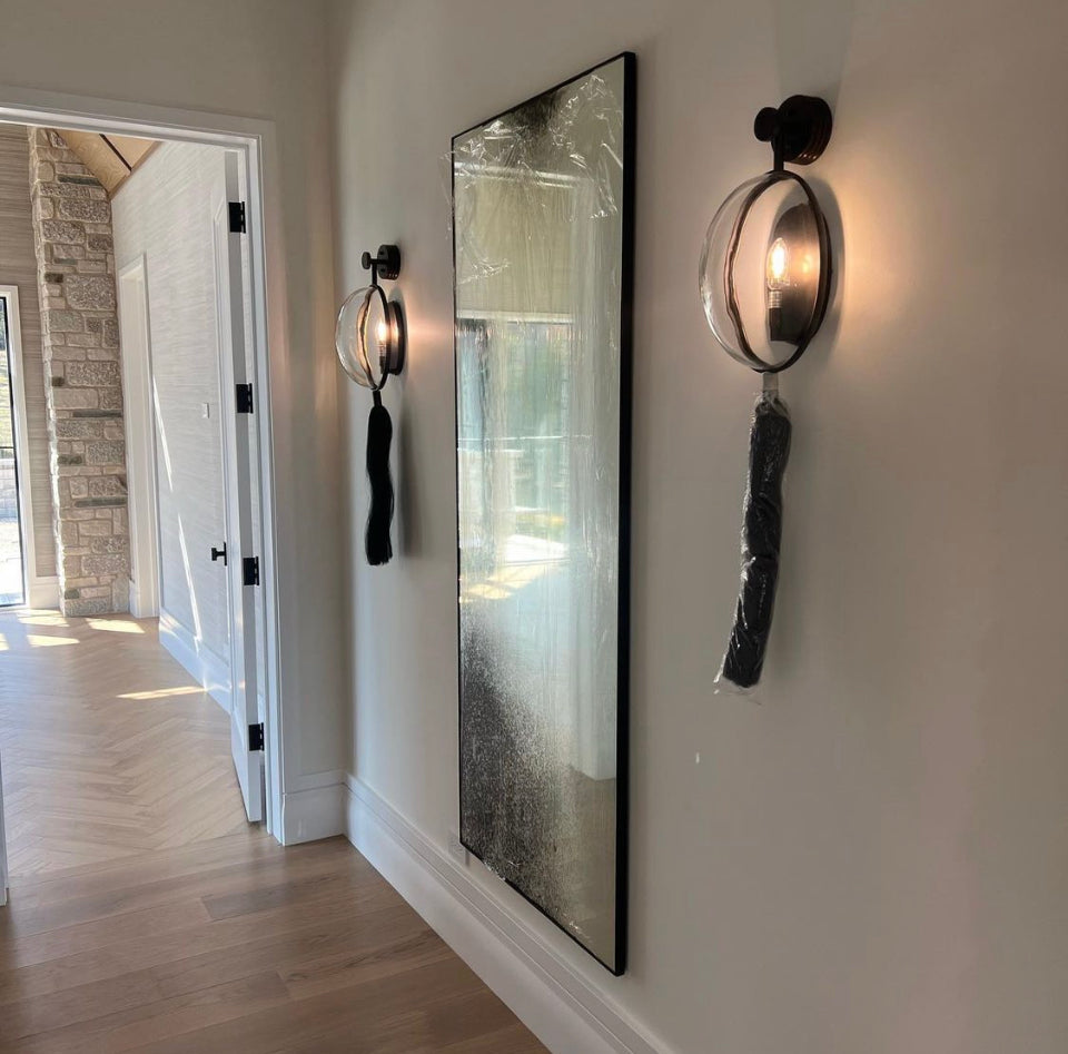 Artunis Bronze Fashion Sconce