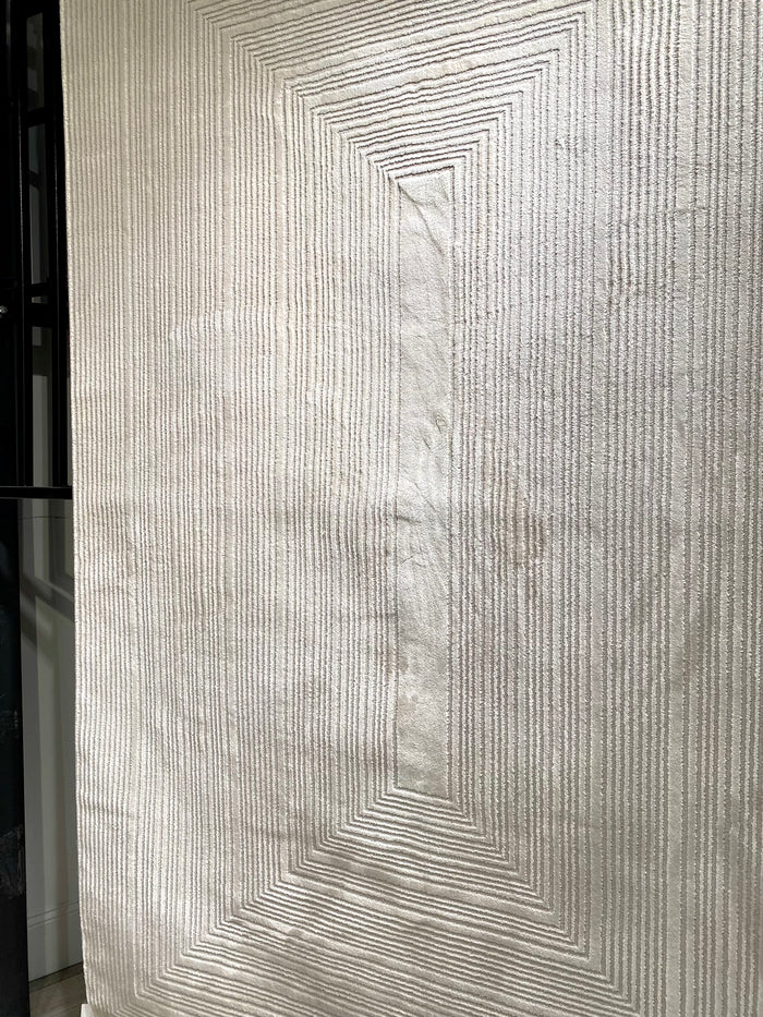 Radiant Ivory Area Rug - Elegance Collection