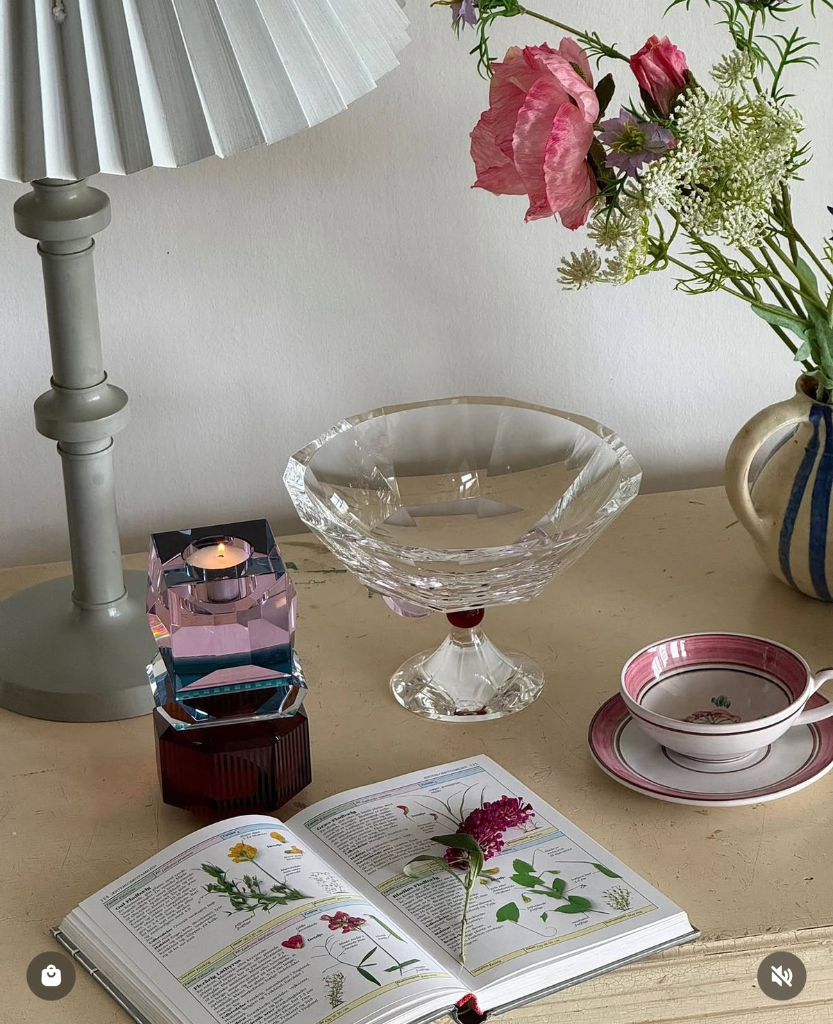 Gwenyth European Artist Collection Crystal Bowl