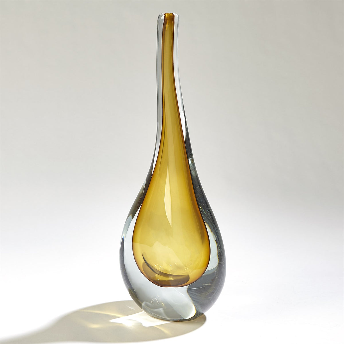 Lilianne Amber Vase (2 Sizes Available)