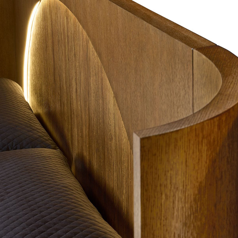 Catherine Illuminated Platform King Bed