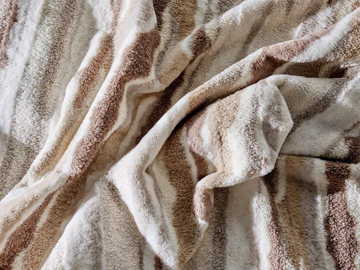Luna Superior Quality Luxurious Natural Pillow