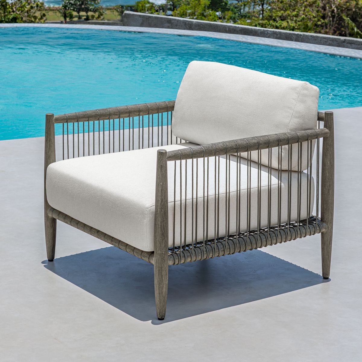 Clara White & Grey Outdoor Lounge Chair