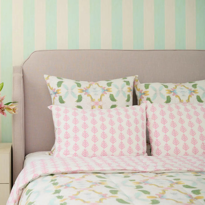 Delia Abstract Reversable Twin Comforter Set (3 Piece Set)