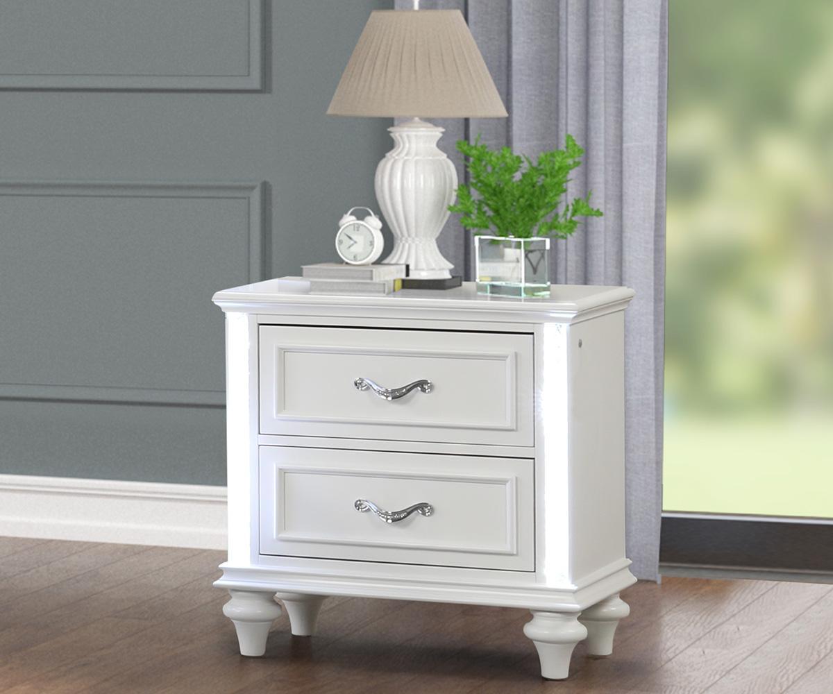 Goldie White Nightstand