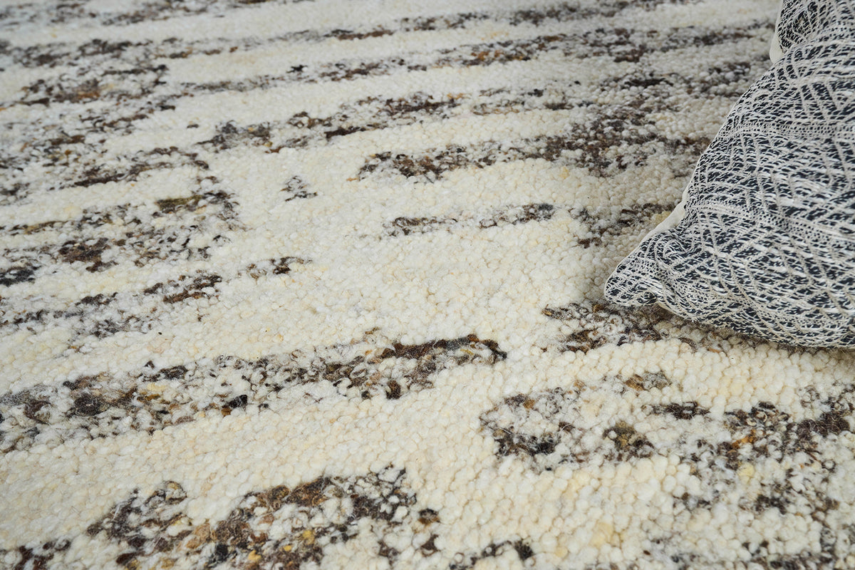 Montana Handmade Wool Brown/Taupe/Ivory Area Rug - Elegance Collection