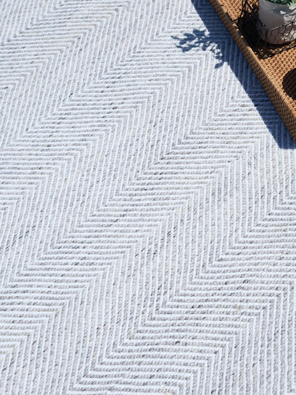 Hamptons Grey/Ivory Outdoor Area Rug - Elegance Collection