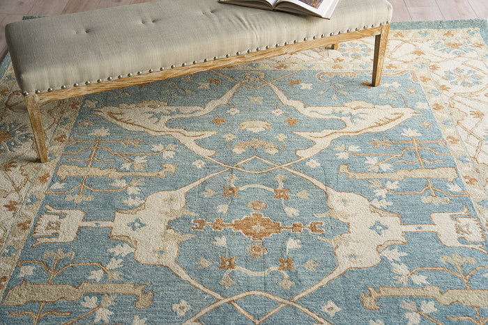 Nell Ivory/Light Blue Luxury Area Rug