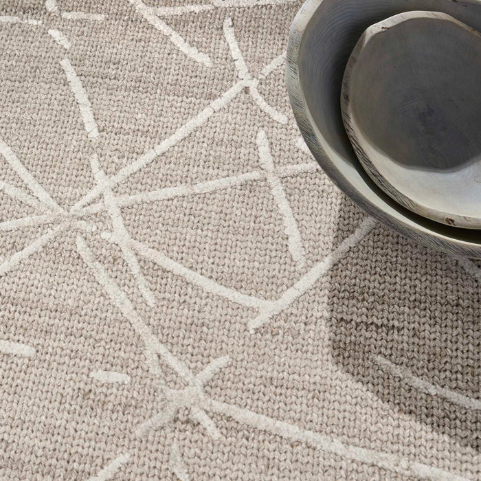 Alexis Modern Rrhythmic Taupe Area Rug