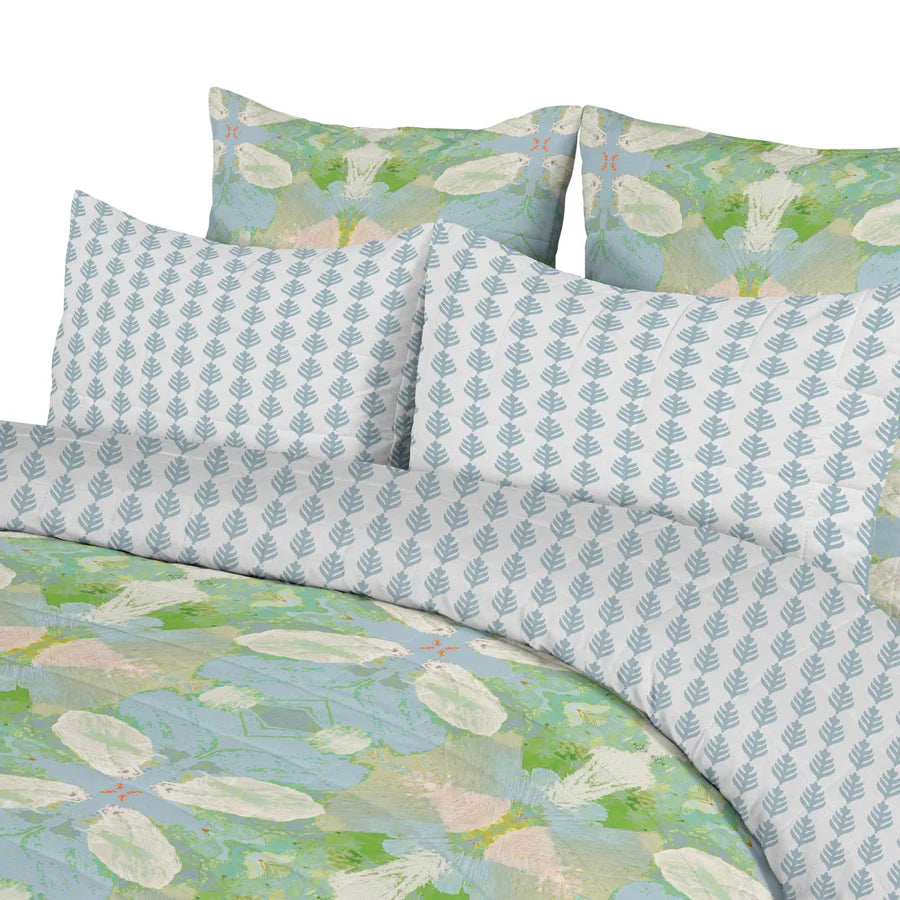 Savannah Abstract Reversable Twin Comforter Set (3 Piece Set)