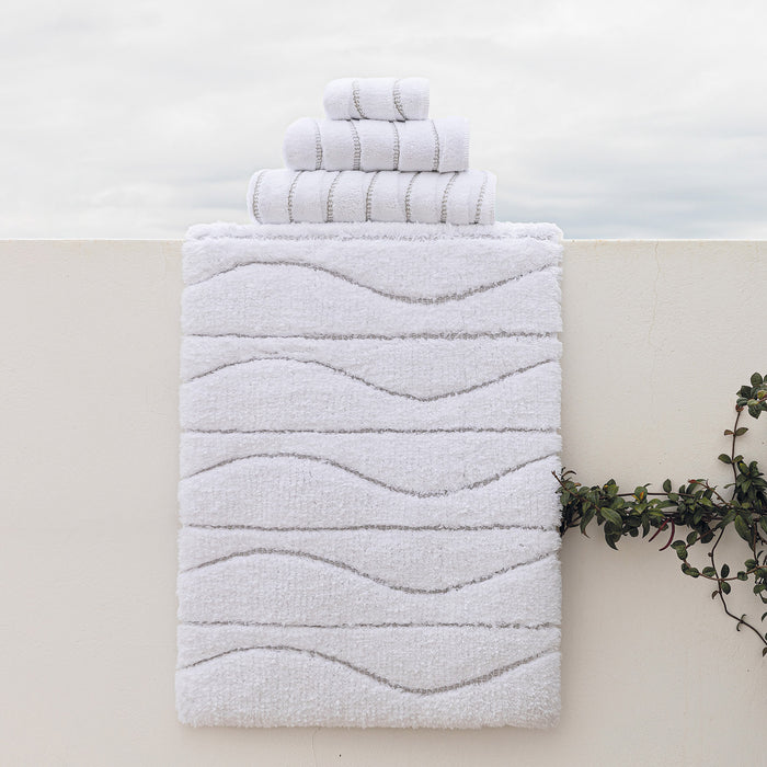 Opera White Luxury Bath Rug