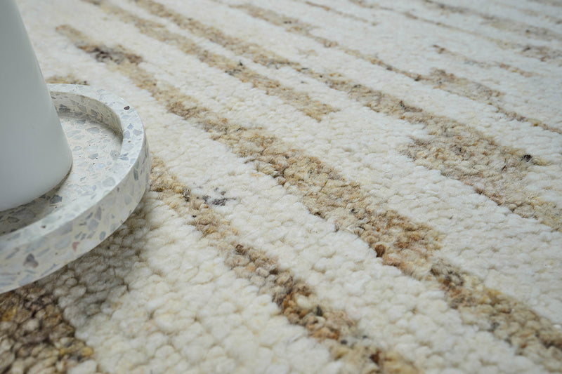 Montana Handmade Wool Ivory/Beige Area Rug - Elegance Collection