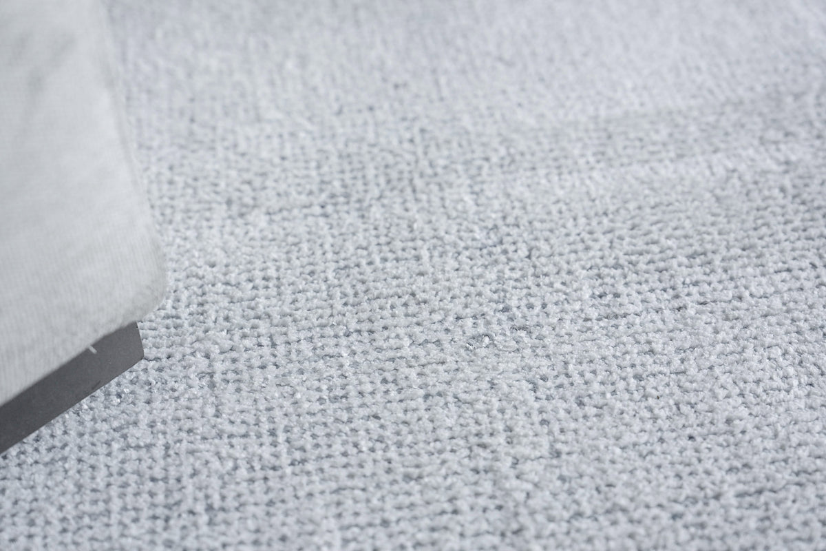 Amro Light Blue Modern Area Rug - Elegance Collection