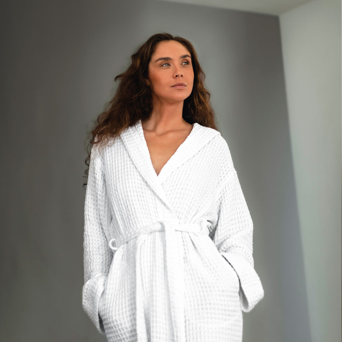 Aura White Luxury Bath Robe