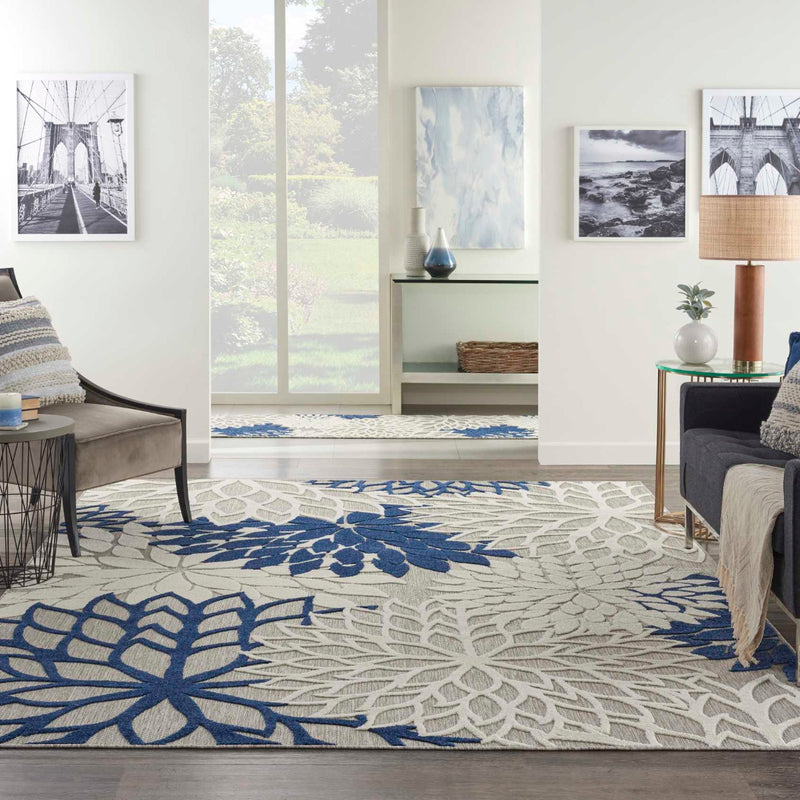 Annitra Indoor/Outdoor Ivory & Navy Area Rug - Elegance Collection