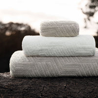 Villari White Luxury Bath Towels
