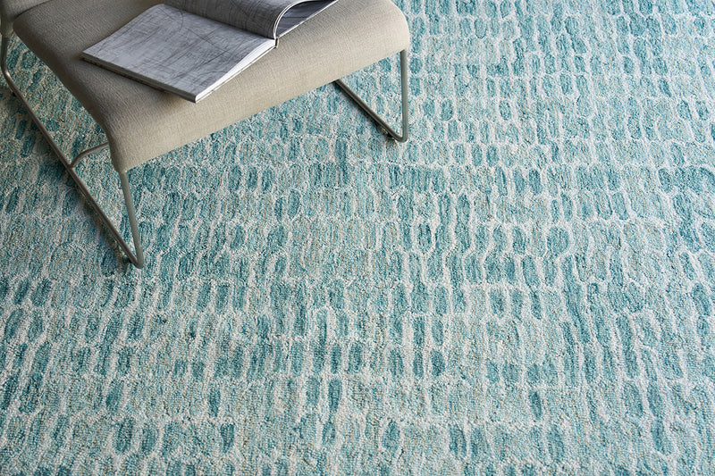 Reign Turquoise  Luxury Area Rug