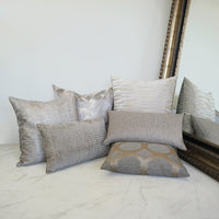 Damone Superior Quality Luxurious Fog Pillow
