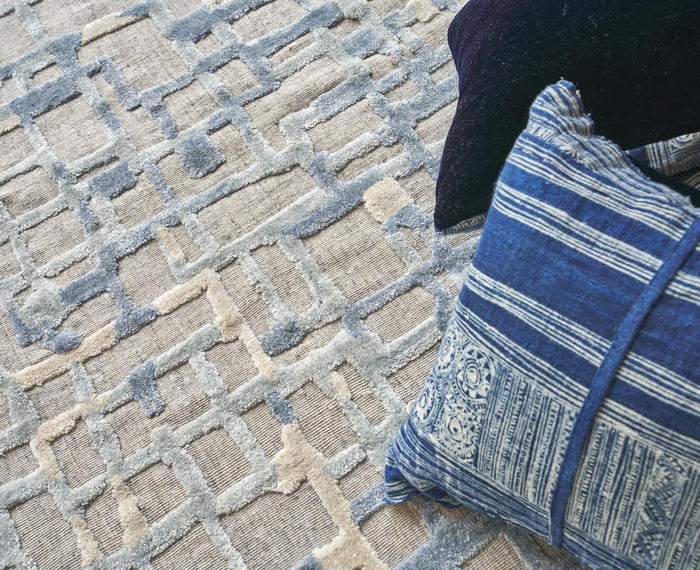 Olivia Grey/Blue Area Rug