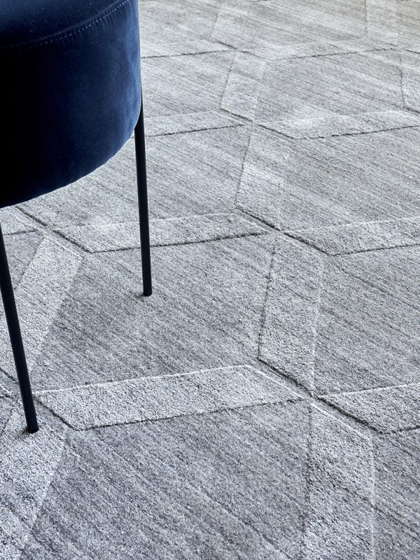 Cleo Modern Diamond Grey Patterned Area Rug - Elegance Collection