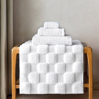 Aura White Luxury Bath Rug